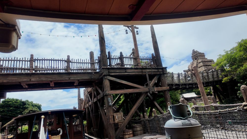 東京ディズニーシーのディズニーシー・トランジットスチーマーライン