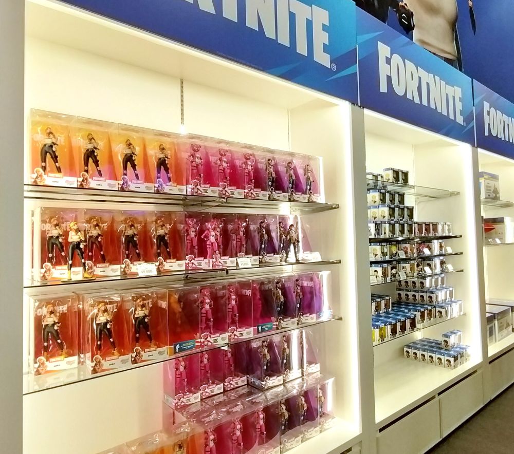 ベルサール秋葉原でフォートナイトグッズ販売中