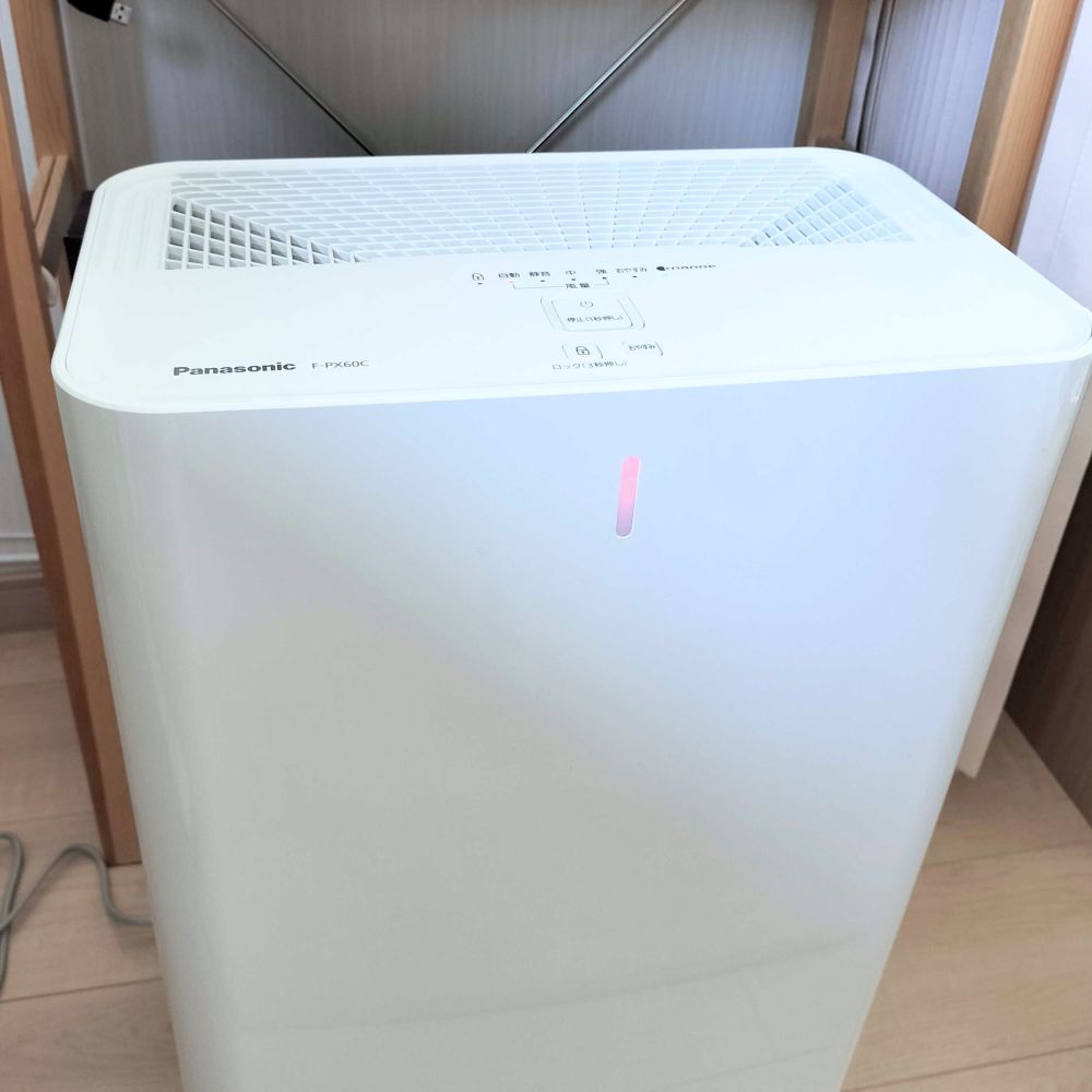 パナソニックの空気清浄機F-PX60C-W