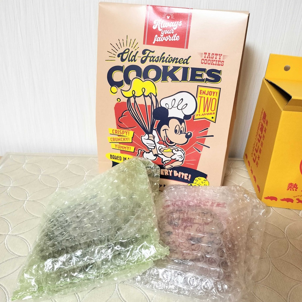 ディズニーランドで購入したチョコチップクッキーのパッケージ