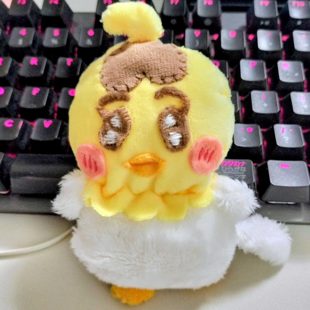 初めて手縫いで制作したオリジナルキャラクターのマスコットぬいぐるみの正面