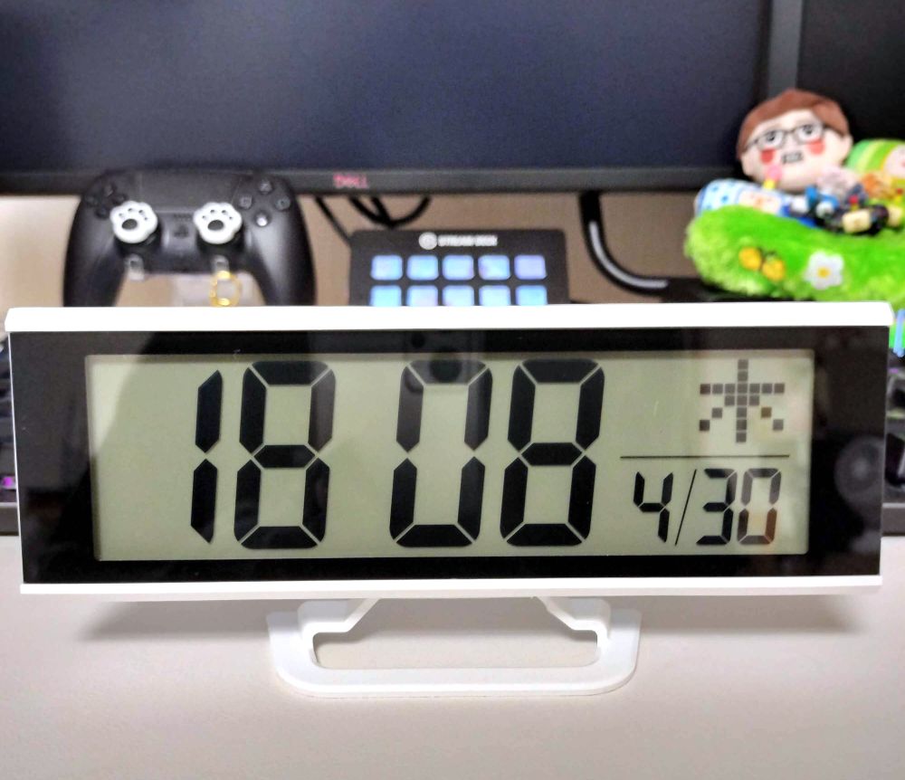 バックライト付き電池式の電波時計
